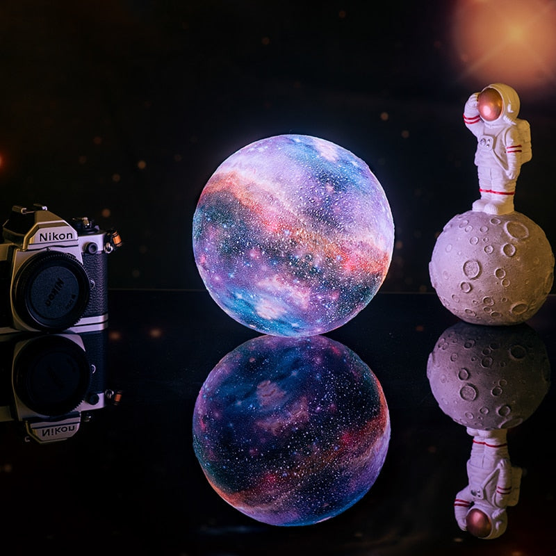 Galaxy Moon Lamp - ELECTROLUXE