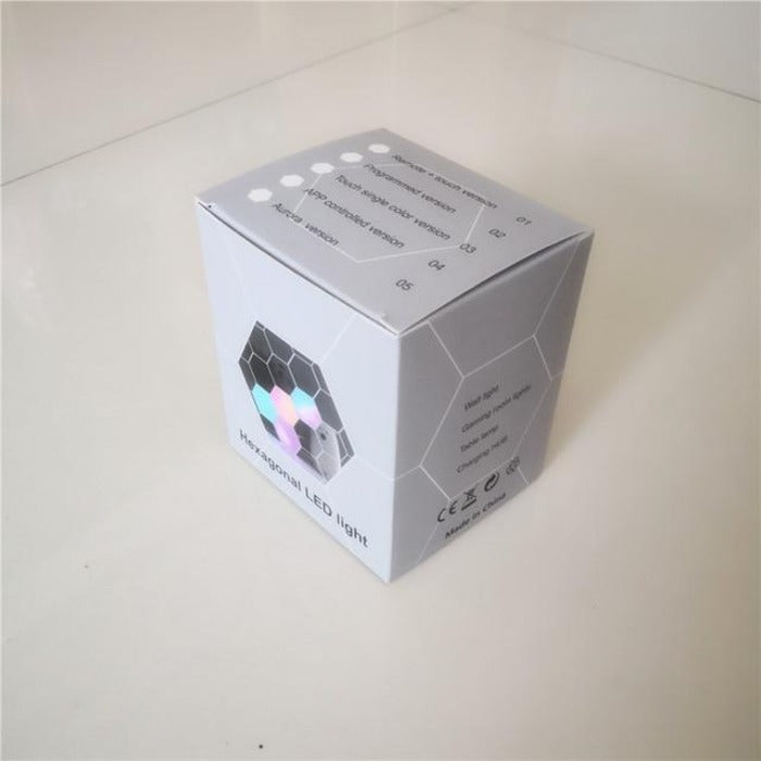 Smart LED Honeycomb Wall Light with Charger Port - ELECTROLUXE