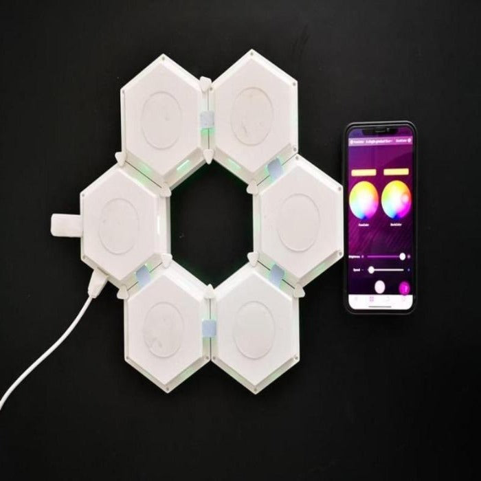 Smart LED Honeycomb Wall Light with Charger Port - ELECTROLUXE